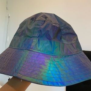 Metallic bucket hat